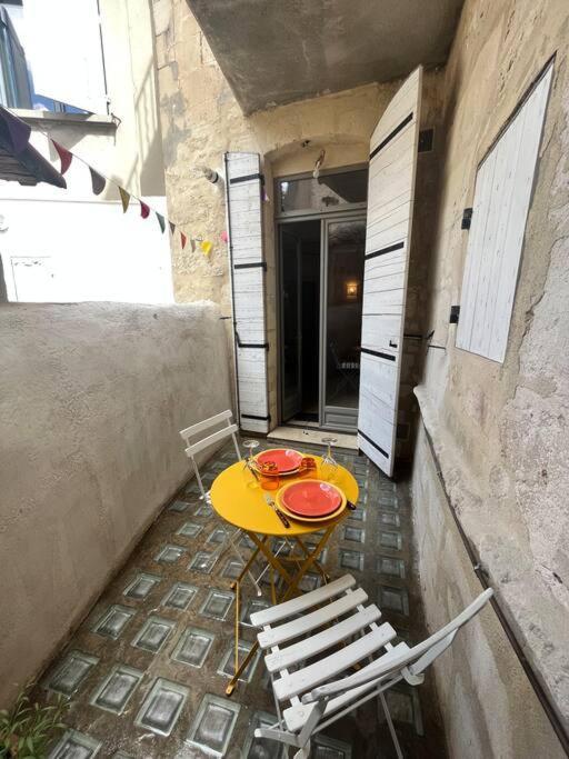 "La Maison Jaune" Arles Centre Terrasse Esterno foto